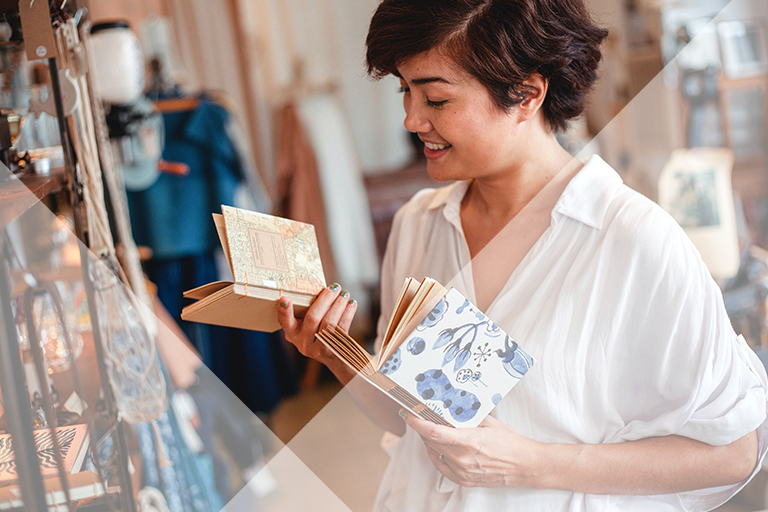 Holiday Shopping Success: Think Local to Sell Global